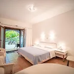 St George's House Apartman *